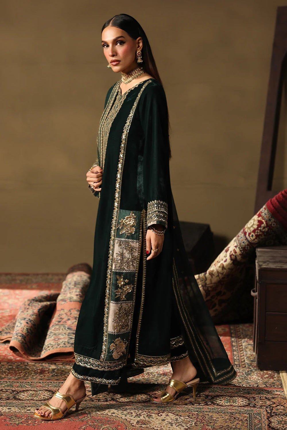 Charizma Signora  Premium Velvet Collection | RTW