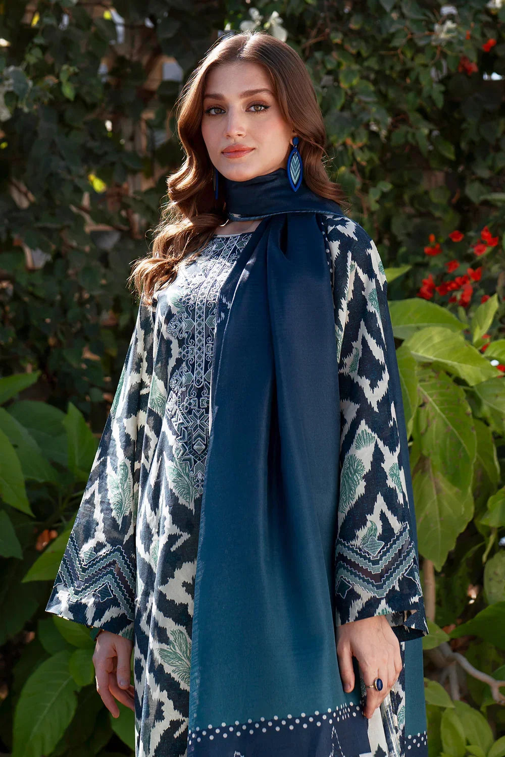 03-Piece Printed Lawn Suit - Ready To Wear