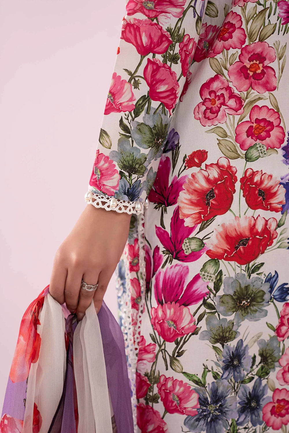 03-Piece Printed Lawn Suit With Chiffon Dupatta | Ready To Wear