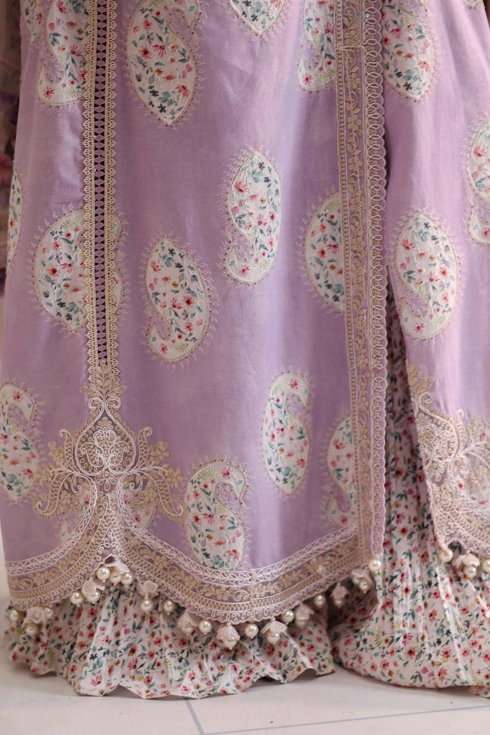 03-Piece Printed Lawn Suit With Chiffon Dupatta | Ready To Wear