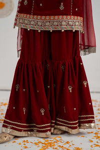 03 Piece Embroidered Chiffon Suit - Ready  To  Wear