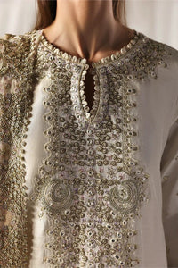 03-Piece Embroidered Lawn Suit With Printed Chiffon Dupatta | Ready To Wear