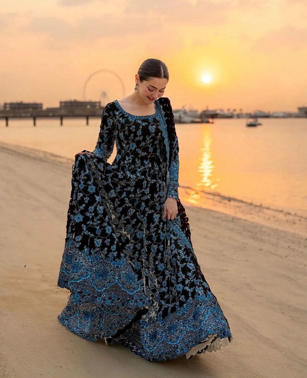 03-Piece Lawn Suit ( Maxi Style ) - Ready To Wear