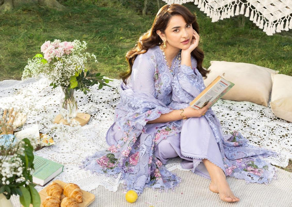 03-Piece Embroidered Lawn Suit With Jacquard Dupatta | Ready To Wear